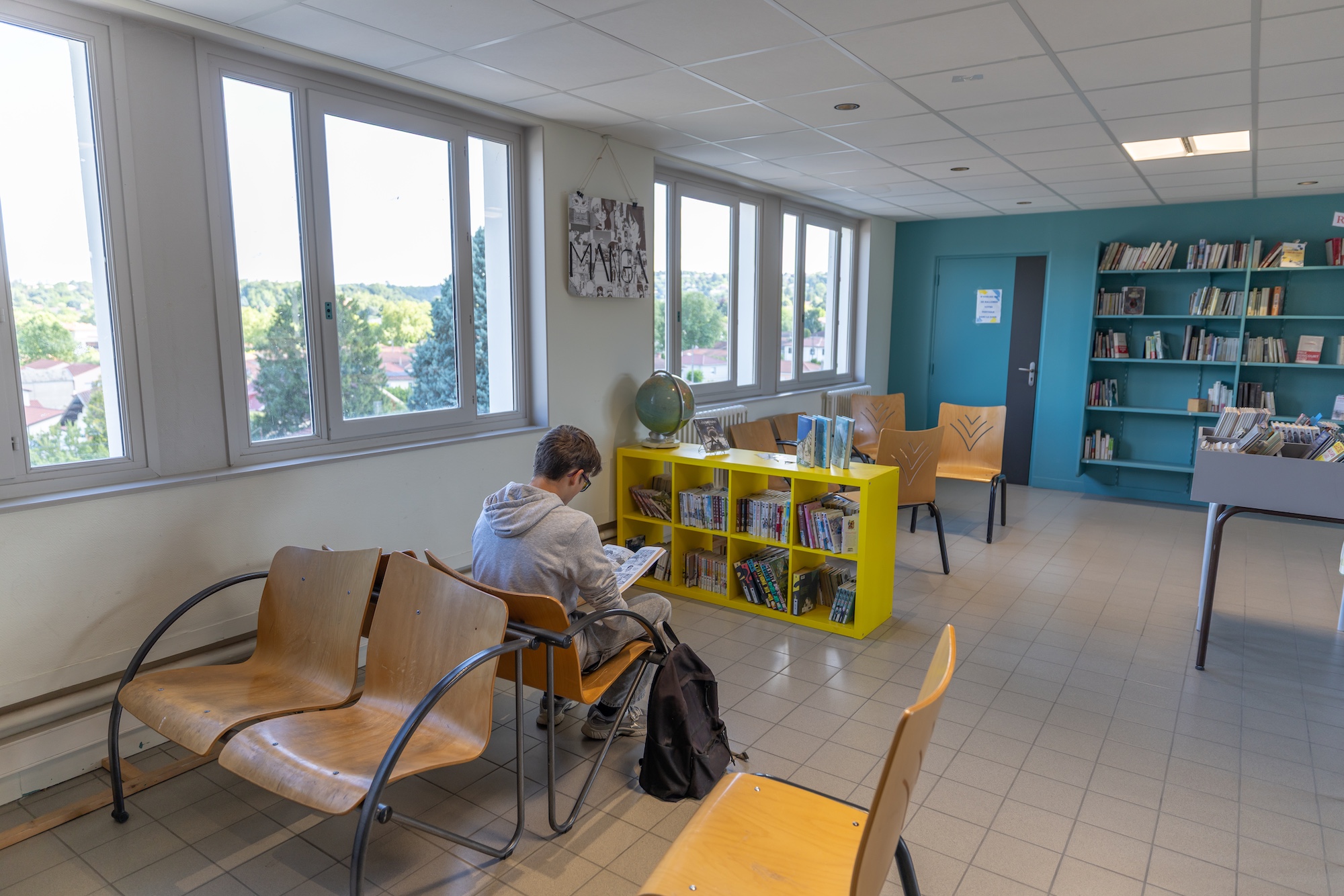 Espace lecture du lyc&eacute;e